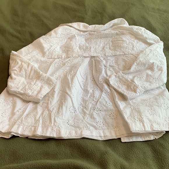 Jones New York eyelet swing jacket. Size Large. 3/4 length sleeves. - Picture 3 of 3